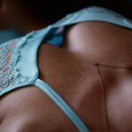 Zeštíhlují květinové kalhoty: Jak vybrat ty správné?